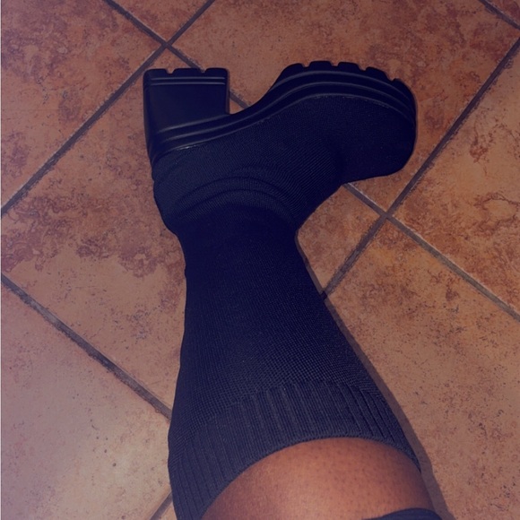 SHEIN Shoes - SHEIN Black Chunky Heel Knee-High Sock Boots
